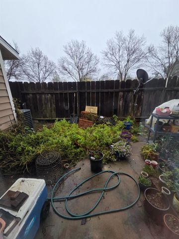 565 North St, Corning, CA 96021