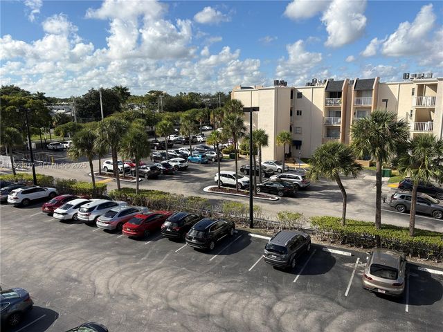 7747 SW 86th St D-411, Miami, FL 33143