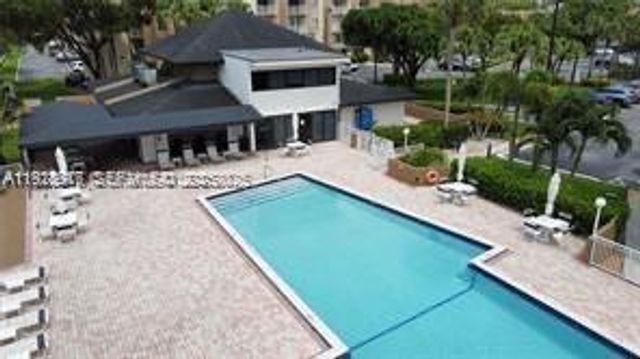7747 SW 86th St D-411, Miami, FL 33143