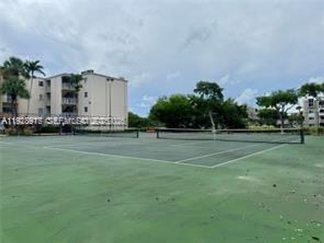 7747 SW 86th St D-411, Miami, FL 33143