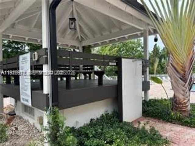 7747 SW 86th St D-411, Miami, FL 33143