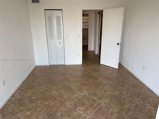 7747 SW 86th St D-411, Miami, FL 33143