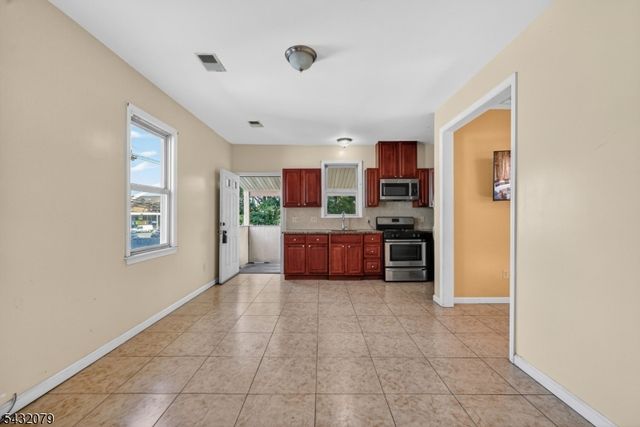 89 Watsessing Ave, Bloomfield Twp., NJ 07003