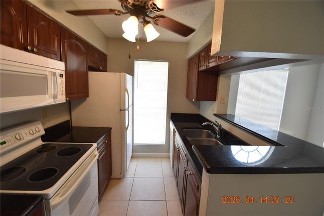 8605 MALLARD RESERVE DRIVE 203, Tampa, FL 33614