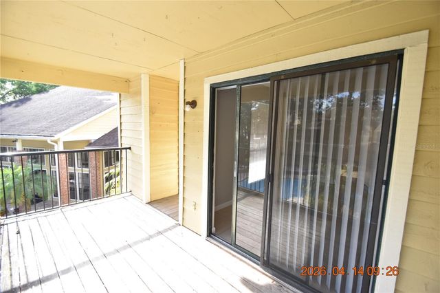 8605 MALLARD RESERVE DRIVE 203, Tampa, FL 33614