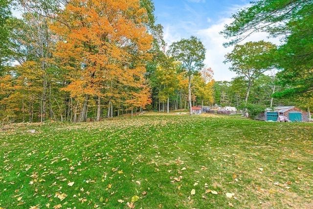 70 Wilsondale St, Dover, MA 02030