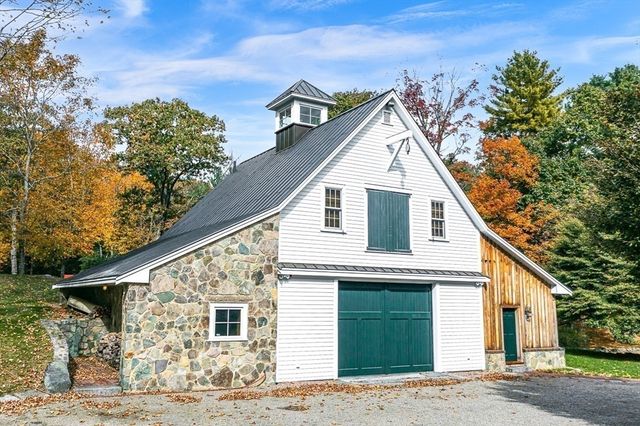 70 Wilsondale St, Dover, MA 02030