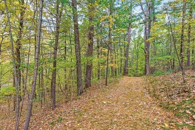 70 Wilsondale St, Dover, MA 02030