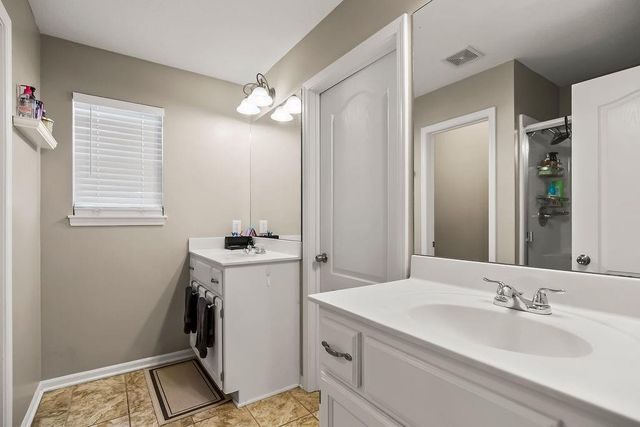 4709 Edgehill Street, Leavenworth, KS 66048