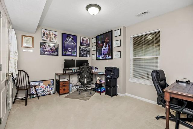 4709 Edgehill Street, Leavenworth, KS 66048