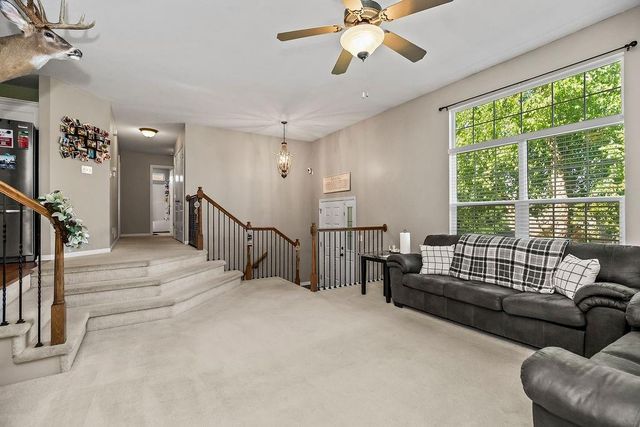 4709 Edgehill Street, Leavenworth, KS 66048