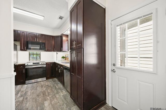 1450 Lila St, Baton Rouge, LA 70820