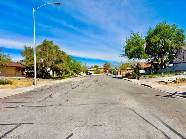 401 Horn Street, Las Vegas, NV 89107