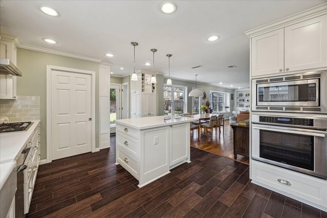 14606 Cindywood Drive, Houston, TX 77079