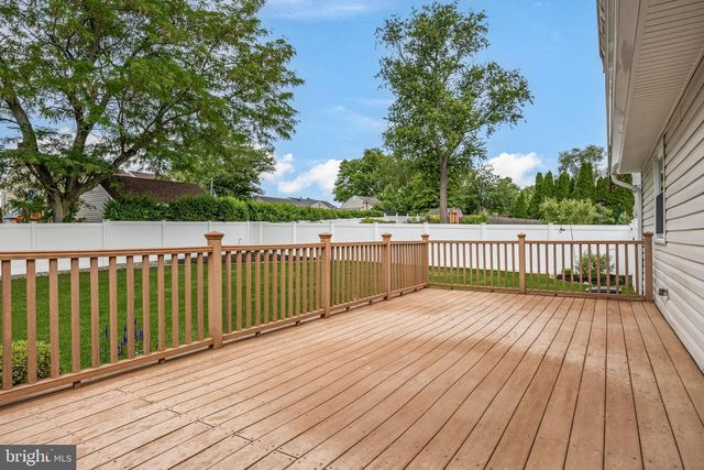 209 YARDLEY RD, Delran, NJ 08075