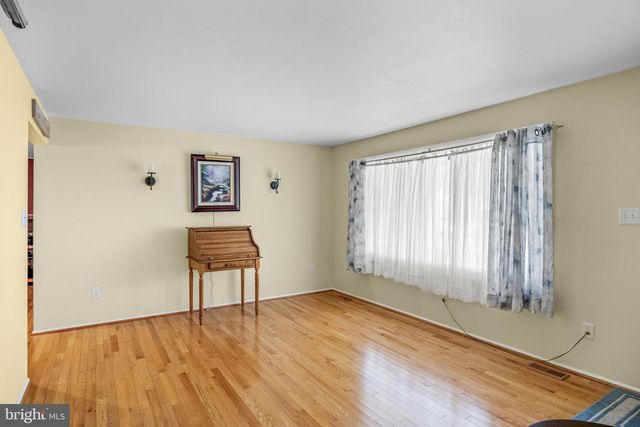 209 YARDLEY RD, Delran, NJ 08075