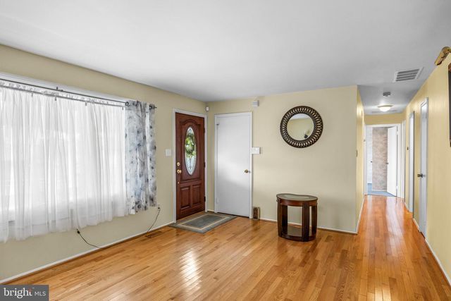 209 YARDLEY RD, Delran, NJ 08075
