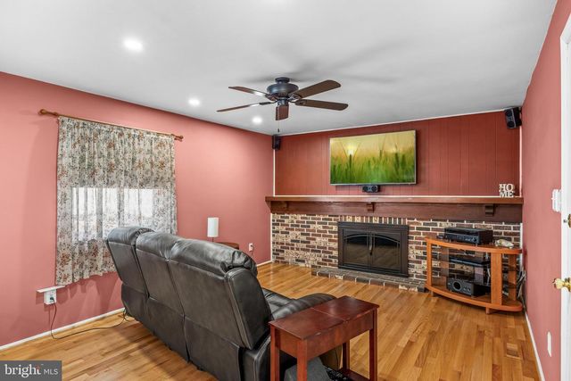 209 YARDLEY RD, Delran, NJ 08075