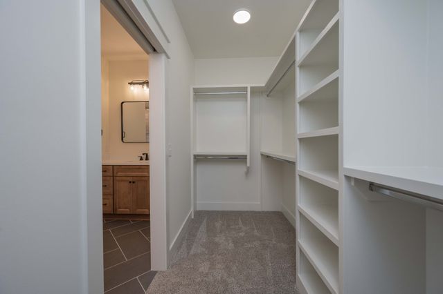 4 Holly Grove Road, Murfreesboro, TN 37128