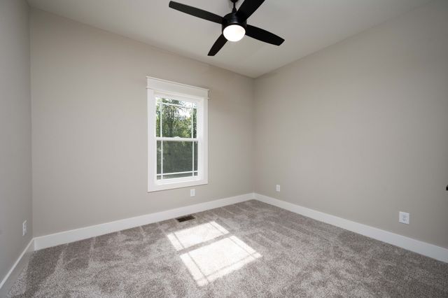 4 Holly Grove Road, Murfreesboro, TN 37128