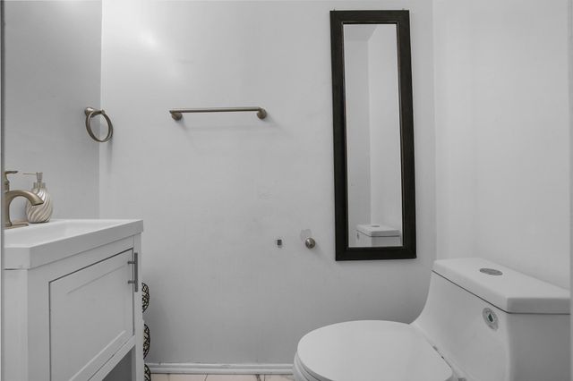 5743 REGENCY LN, District Heights, MD 20747