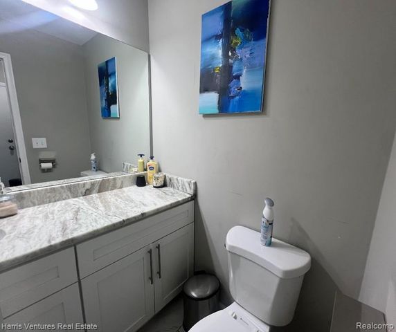 26644 Summerdale Drive, Southfield, MI 48033