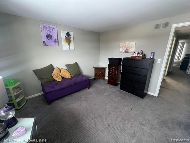 26644 Summerdale Drive, Southfield, MI 48033