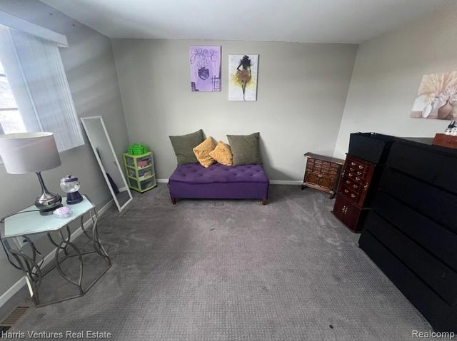 26644 Summerdale Drive, Southfield, MI 48033