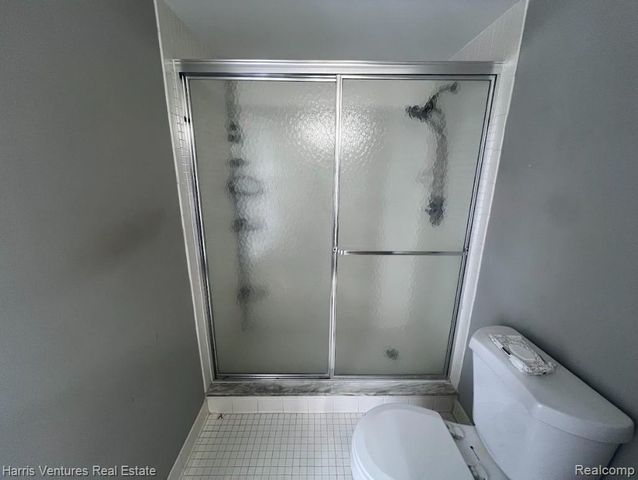 26644 Summerdale Drive, Southfield, MI 48033