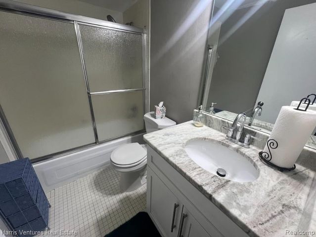 26644 Summerdale Drive, Southfield, MI 48033