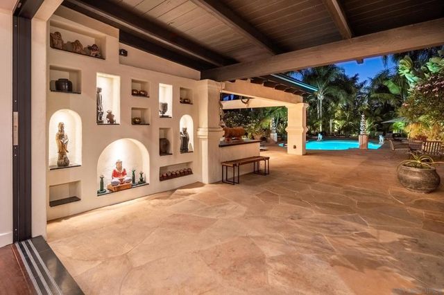 18245 Paseo Victoria, Rancho Santa Fe, CA 92067