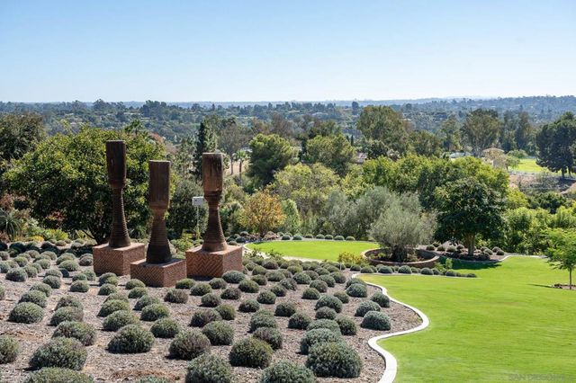 18245 Paseo Victoria, Rancho Santa Fe, CA 92067