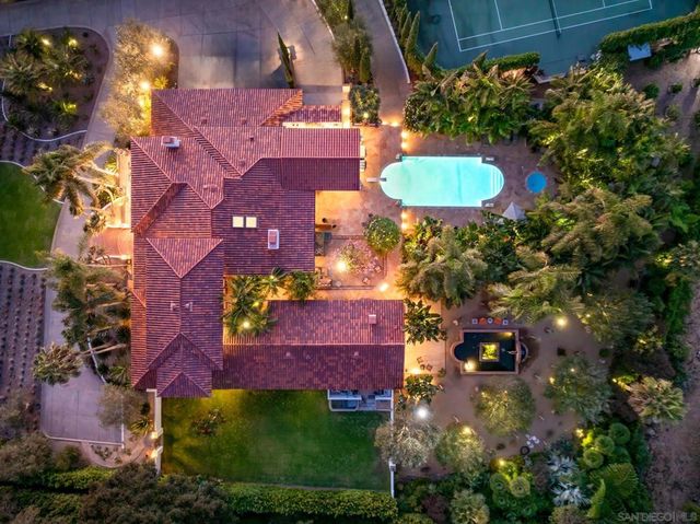 18245 Paseo Victoria, Rancho Santa Fe, CA 92067