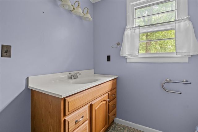 7158 Bahne Rd, Fairview, TN 37062