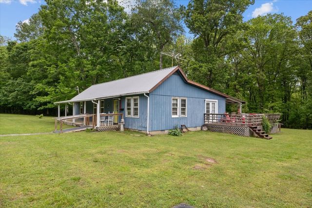 7158 Bahne Rd, Fairview, TN 37062