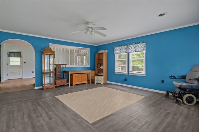 7158 Bahne Rd, Fairview, TN 37062