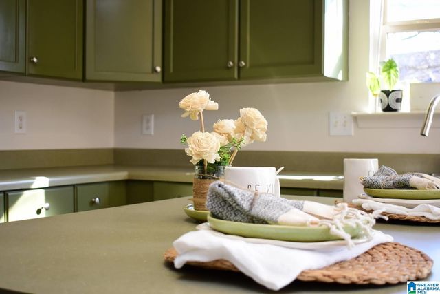 876 BARKLEY DRIVE, Alabaster, AL 35007