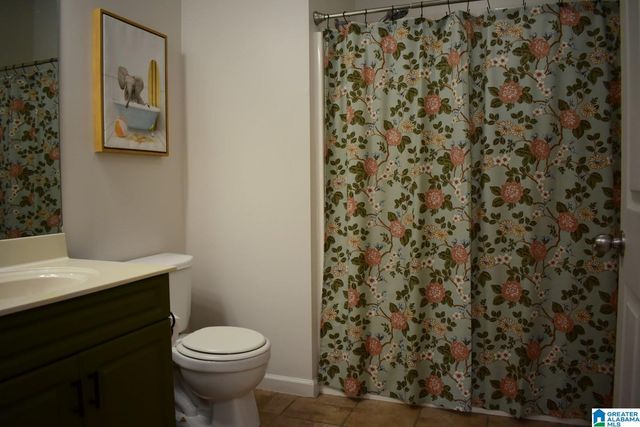 876 BARKLEY DRIVE, Alabaster, AL 35007