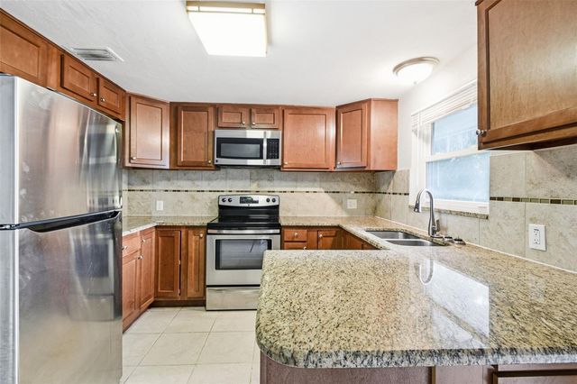 5917 OLIVE AVENUE, Sarasota, FL 34231