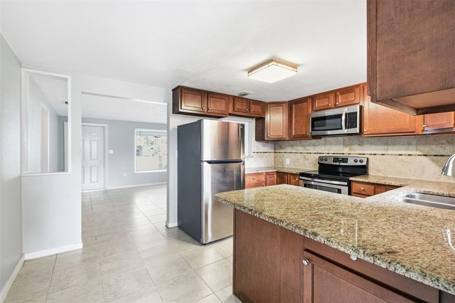 5917 OLIVE AVENUE, Sarasota, FL 34231