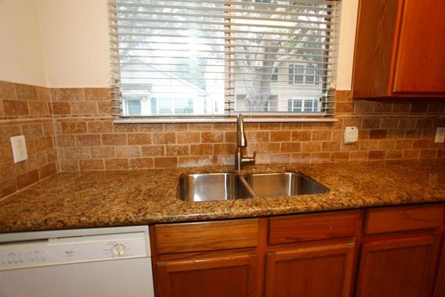 3927 Federal Lane, Missouri City, TX 77459