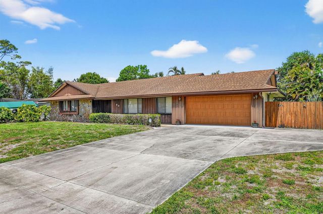 68 W Arch Drive, Lake Worth, FL 33467