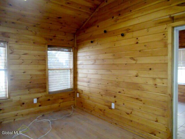 9 Chelsea Square, Hudson Falls, NY 12839