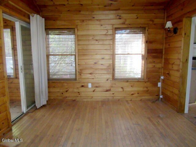 9 Chelsea Square, Hudson Falls, NY 12839