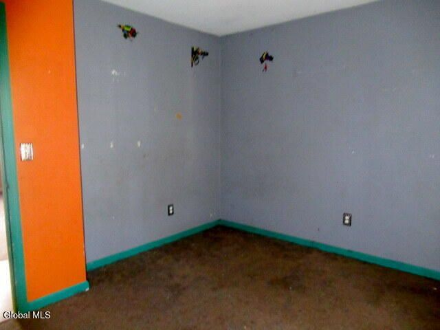 9 Chelsea Square, Hudson Falls, NY 12839