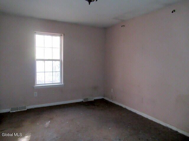 9 Chelsea Square, Hudson Falls, NY 12839