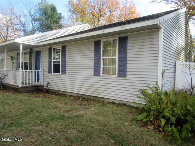 9 Chelsea Square, Hudson Falls, NY 12839