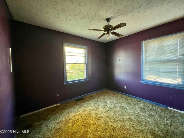 101 Ellenton Avenue, Hamlet, NC 28345