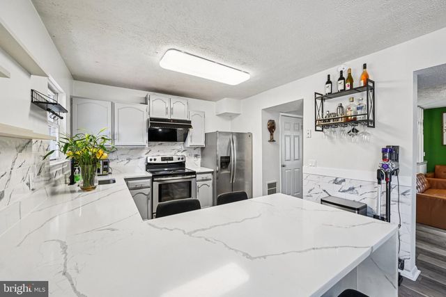 128 COTTAGE GROVE DR, Pasadena, MD 21122