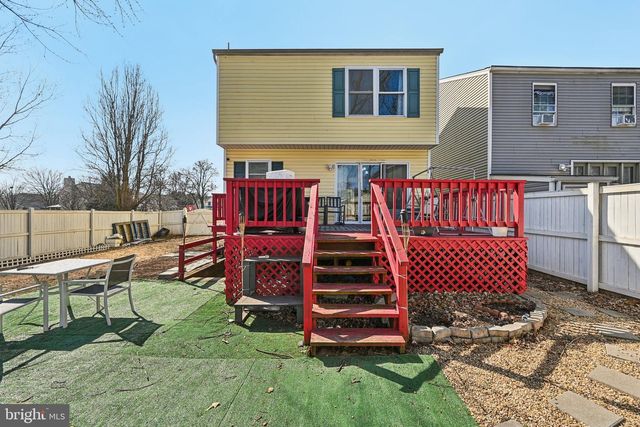 128 COTTAGE GROVE DR, Pasadena, MD 21122